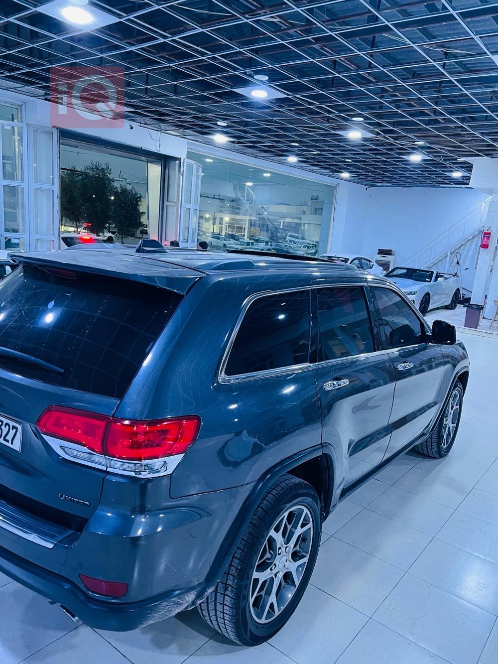 جيب جراند شيروكي